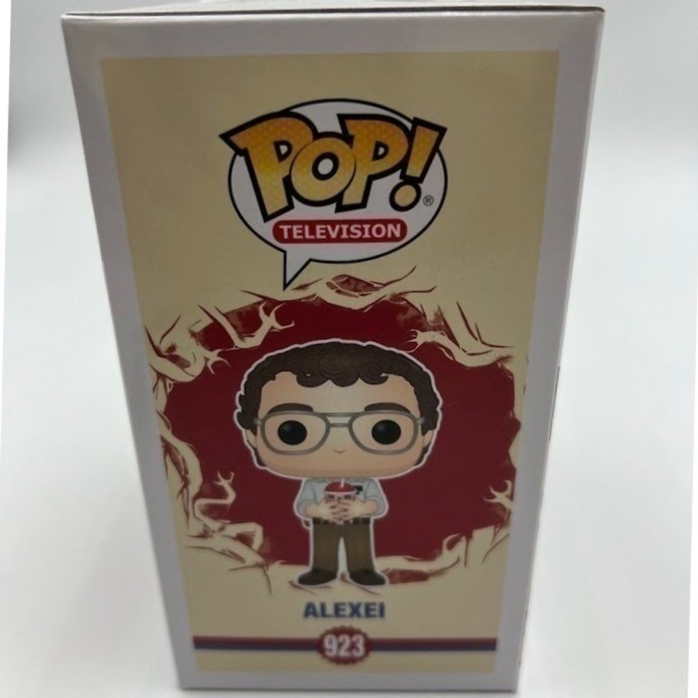 Funko Pop Stranger Things Alexei 923 Vinyl Figure Boxed - Picture 5 of 6